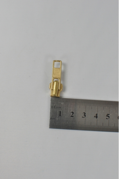 ZIP098  金銅金屬拉鏈頭 正面照